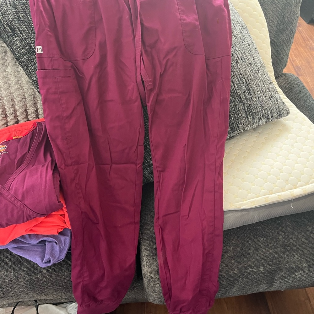 Women's Maroon Joggers